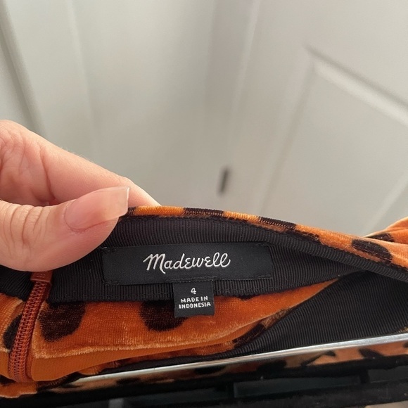 Madewell Velvet Circle Mini Skirt Leopard Dot - 4 - Picture 9 of 10